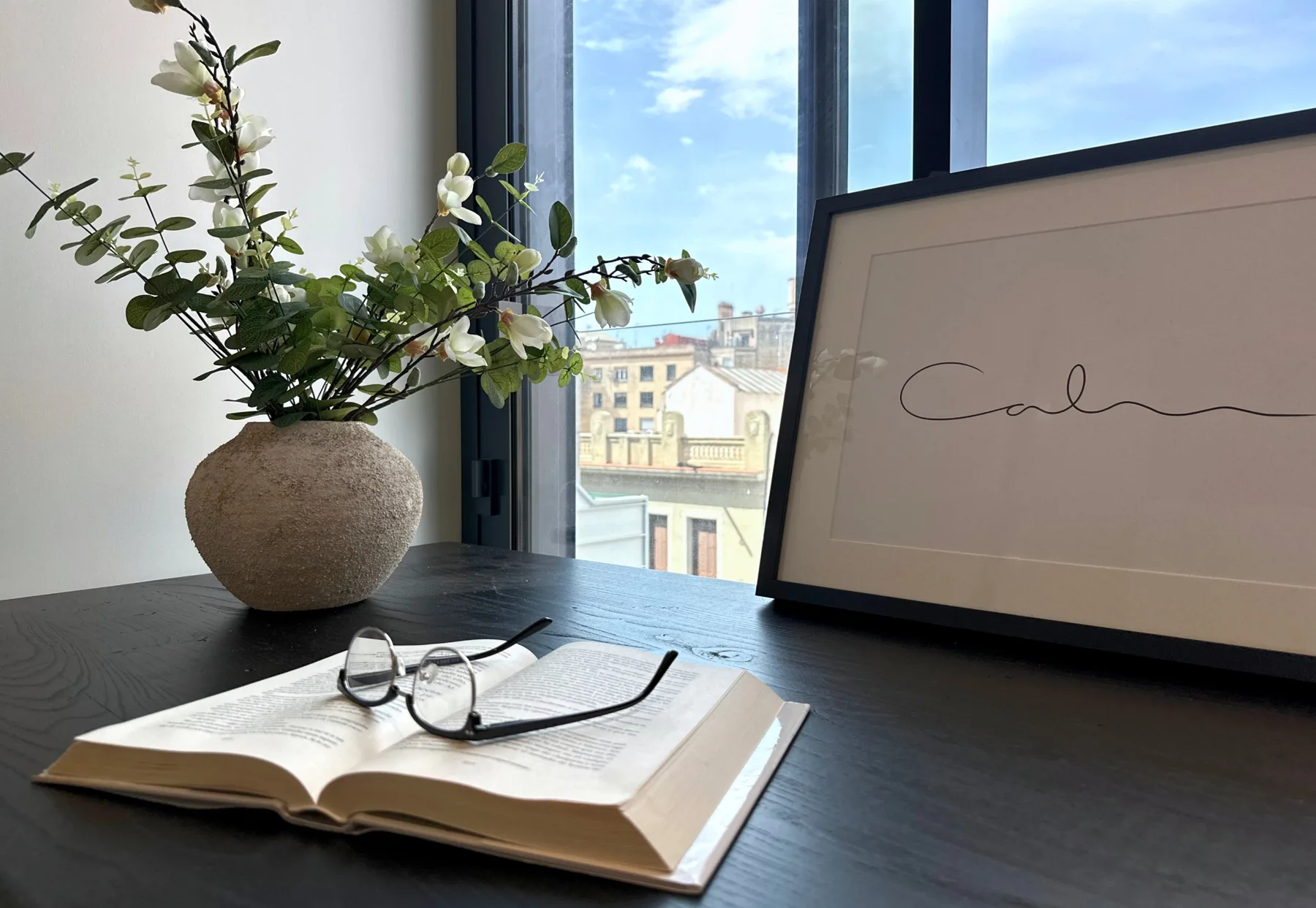 Obra nueva, alma serena — estilismo de interiores, imagen 5